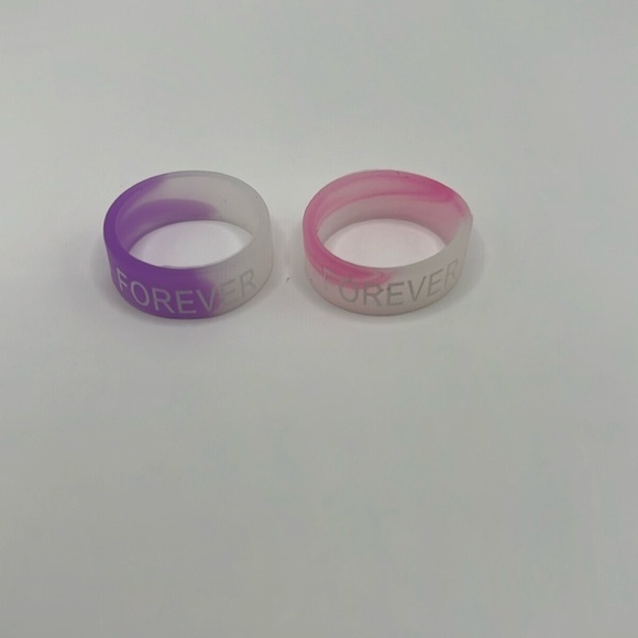 Silicone Stretch Ring Set FOREVER Band Rings - Picture 2 of 5